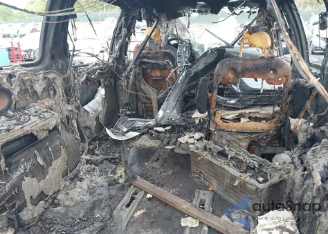 2003 Chrysler Town & Country Limited z USA, uszkodzony, nr VIN 2C8GP64LX3R170571